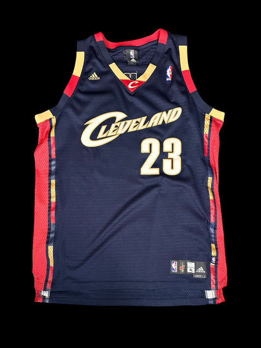 Cleveland Cavaliers Lebron James Jersey 2000s